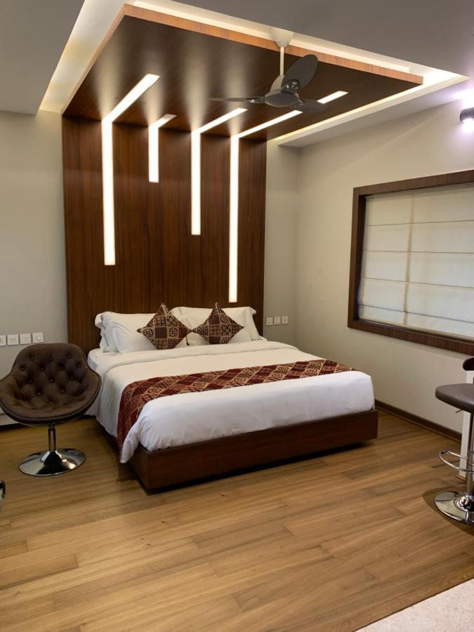Square Villa Residency Luxury 1 Bed Room Villa With Private Pool Mukkam Exterior foto